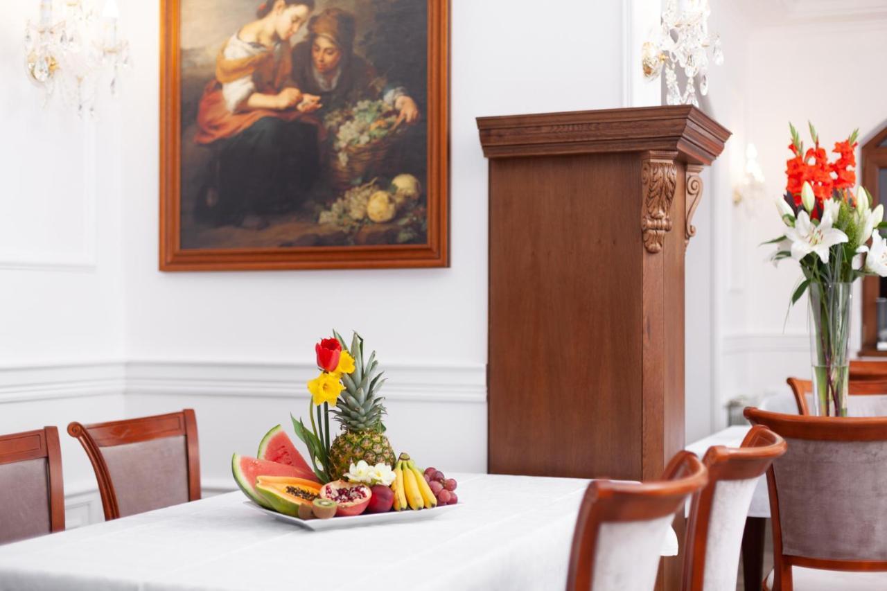 Boutique Hotel Budzak Zdiar Bagian luar foto