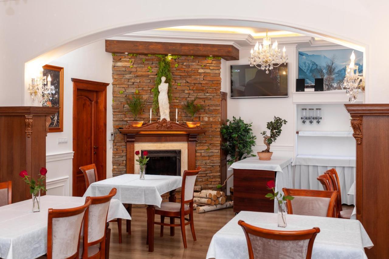 Boutique Hotel Budzak Zdiar Bagian luar foto