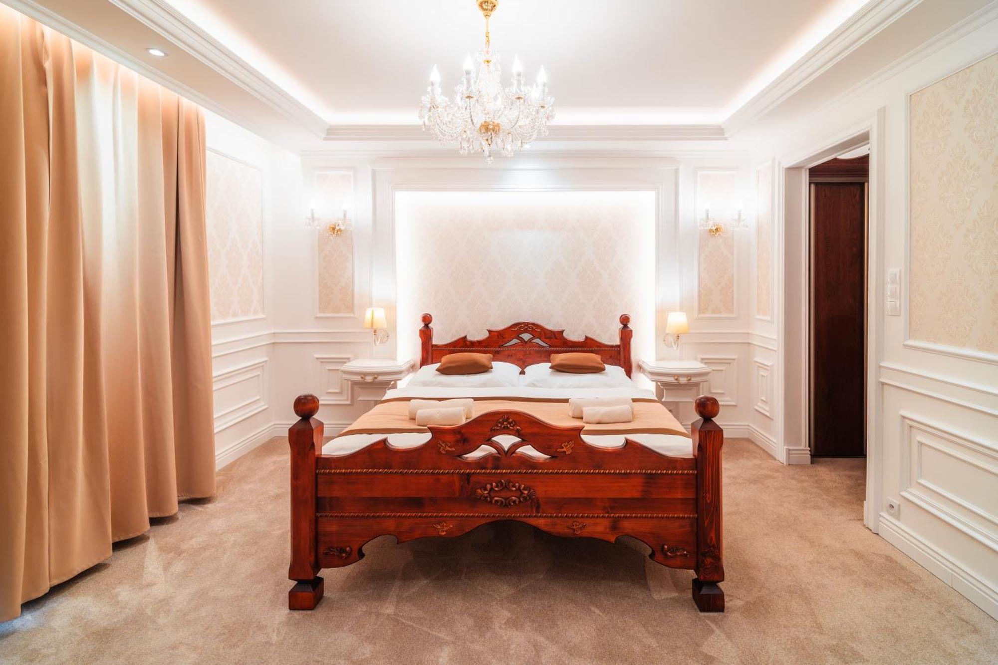 Boutique Hotel Budzak Zdiar Bagian luar foto